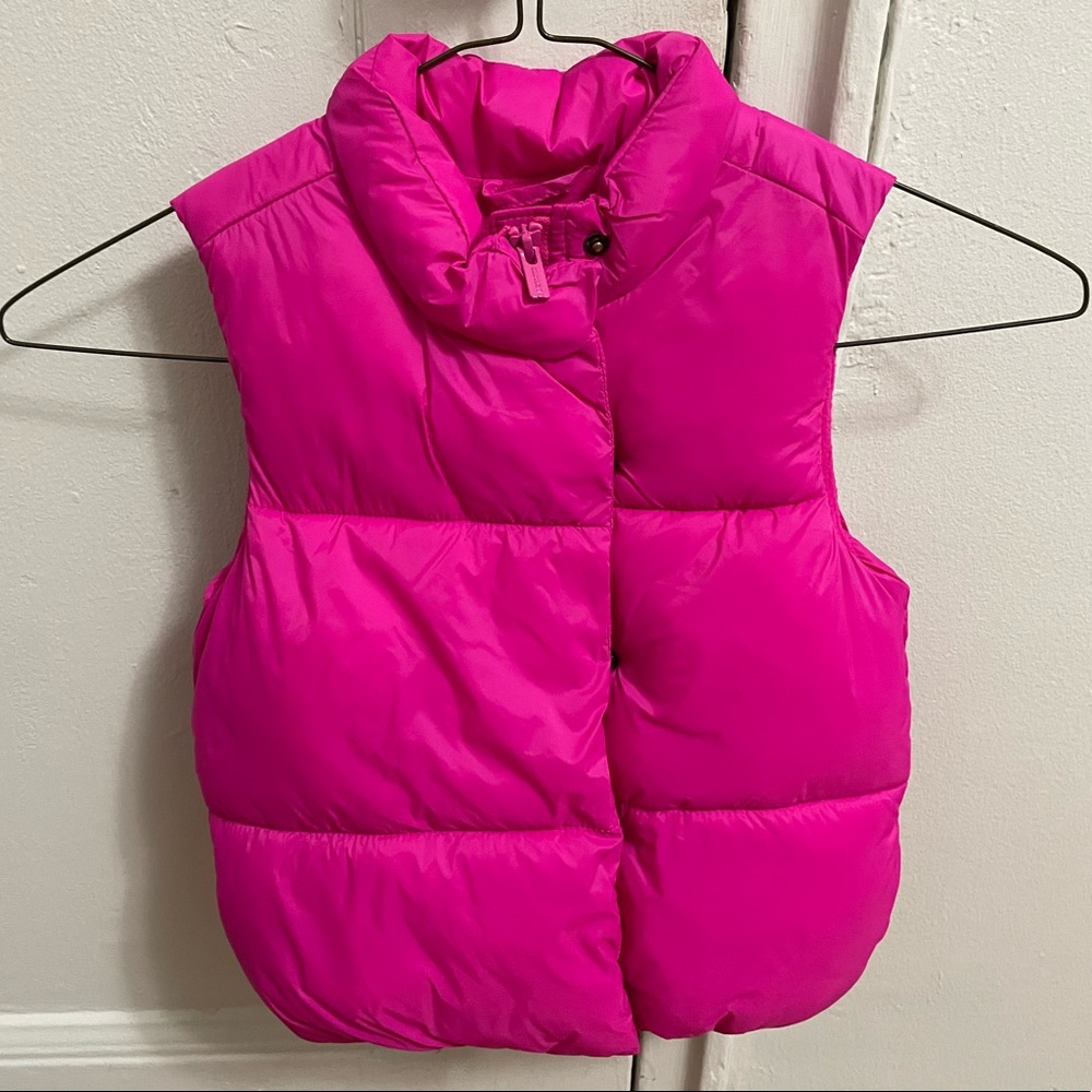 Old navy hot pink puffer vest size 5T